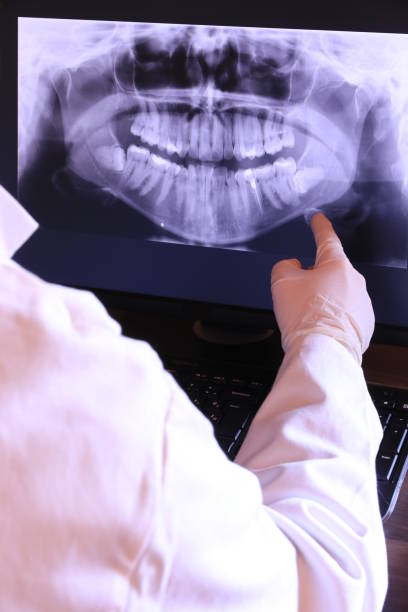 Best Holiday Emergency Dentist in On Top Of The World Designated Place, FL